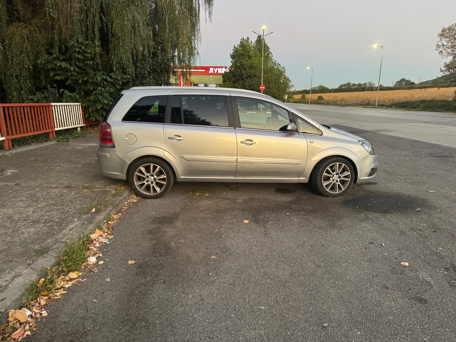 Opel Zafira Cosmo - изображение 2