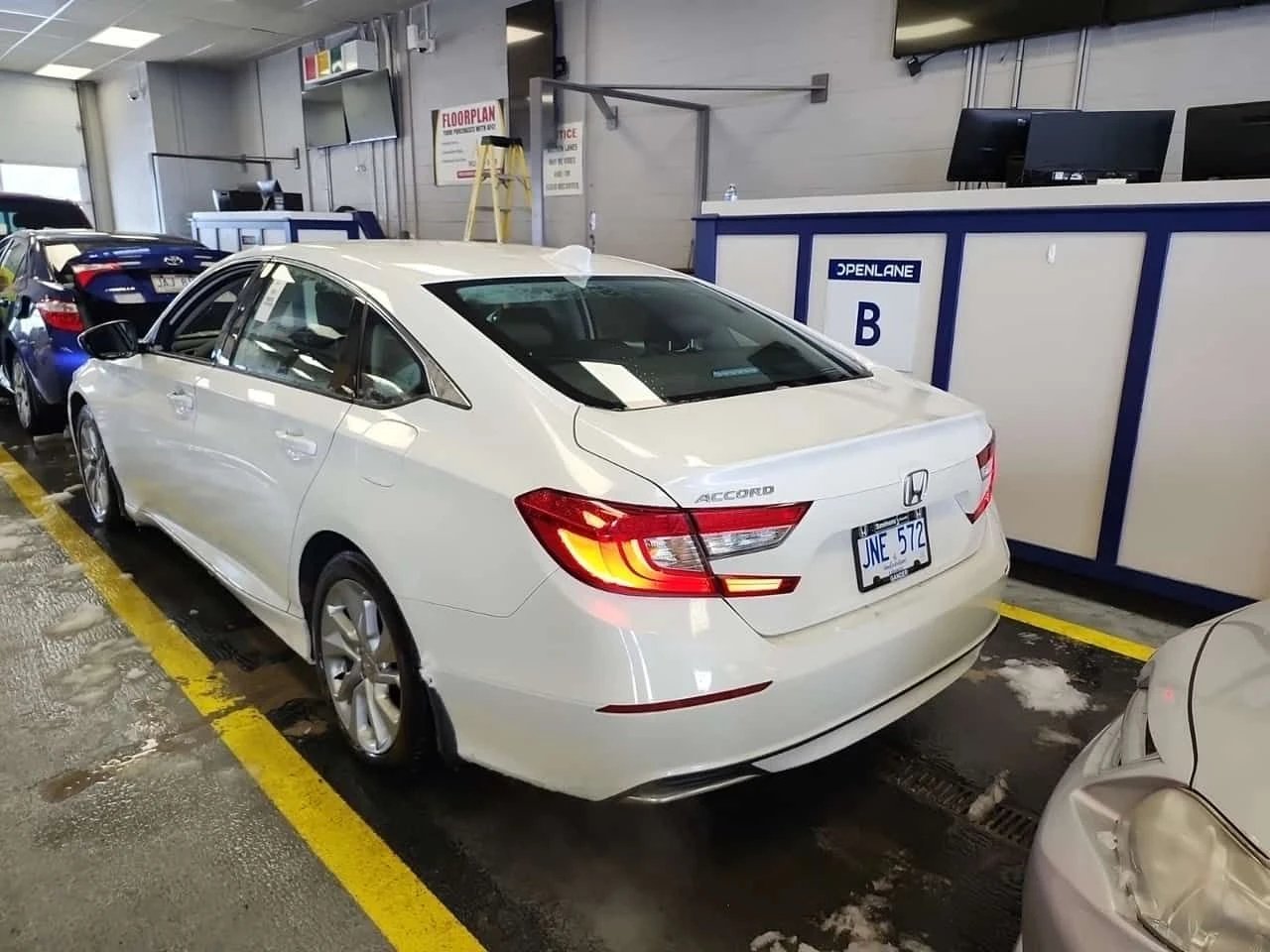 Honda Accord * LX * 2 КЛЮЧА* KEYLESS* ПОДГРЕВ*  - изображение 4