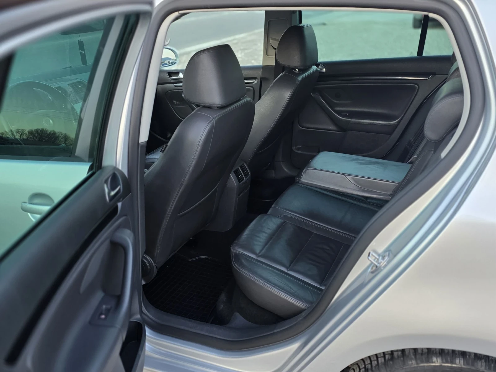 VW Golf 1.9tdi 105 k.c. * GT*  160 хл !!!, снимка 10 - Автомобили и джипове - 53738891