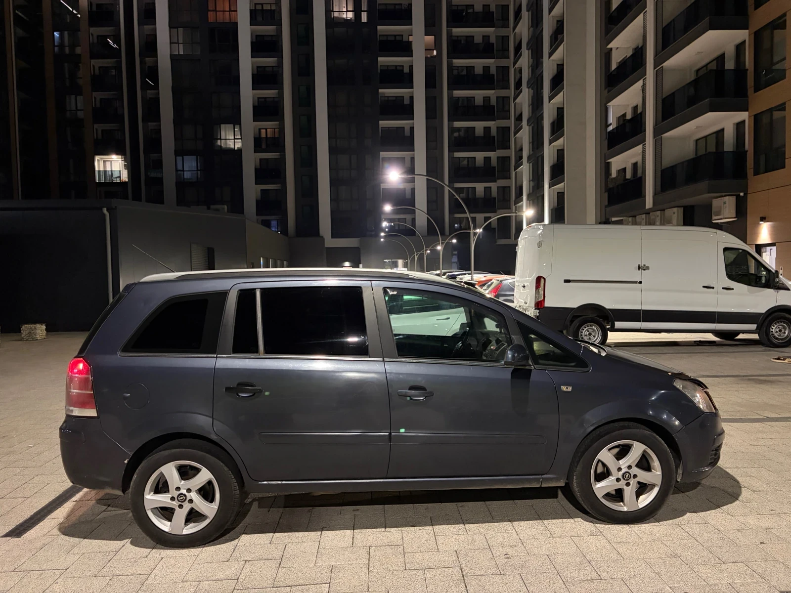 Opel Zafira, снимка 5 - Автомобили и джипове - 53867281