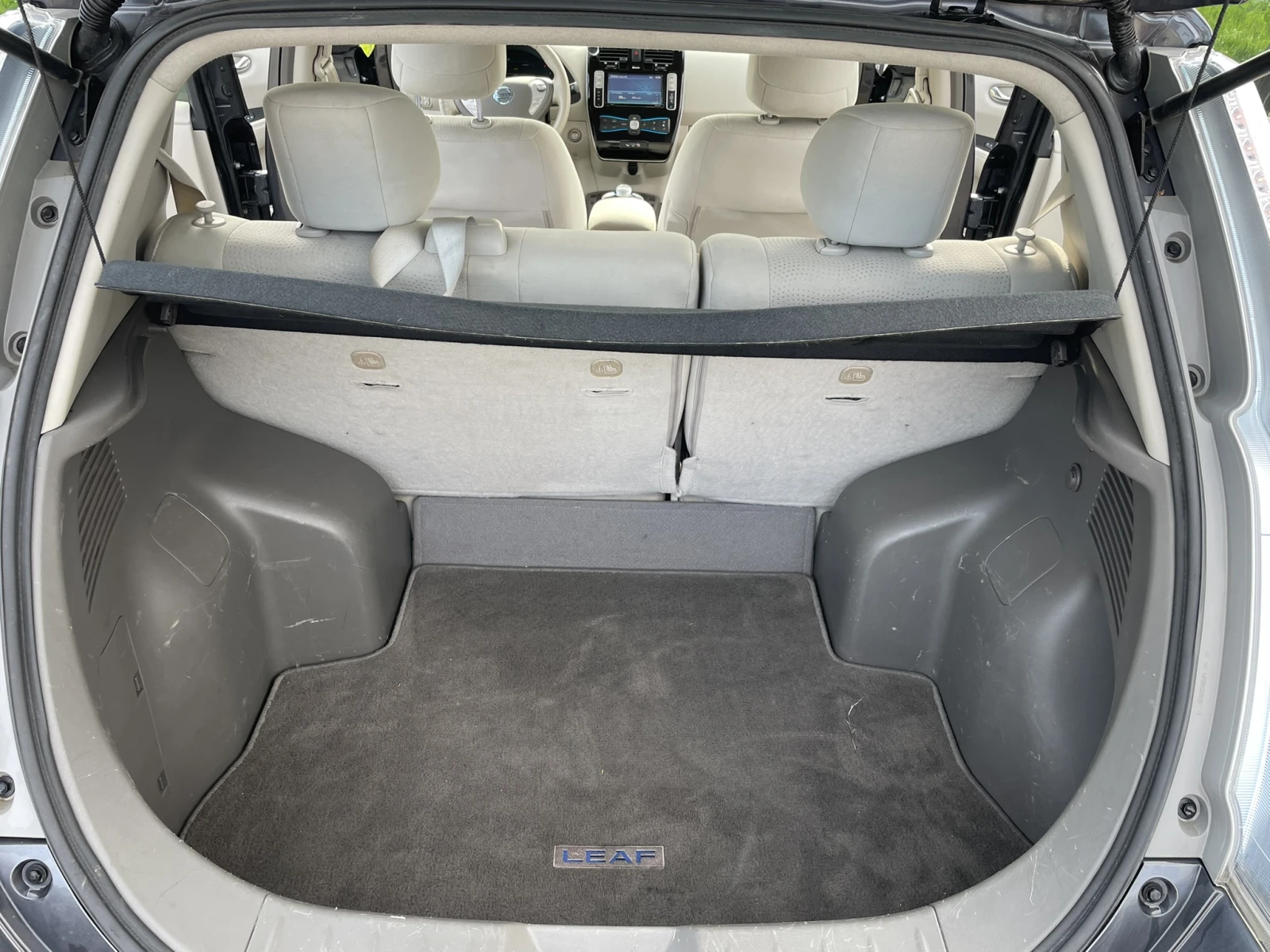 Nissan Leaf , снимка 8 - Автомобили и джипове - 54271103