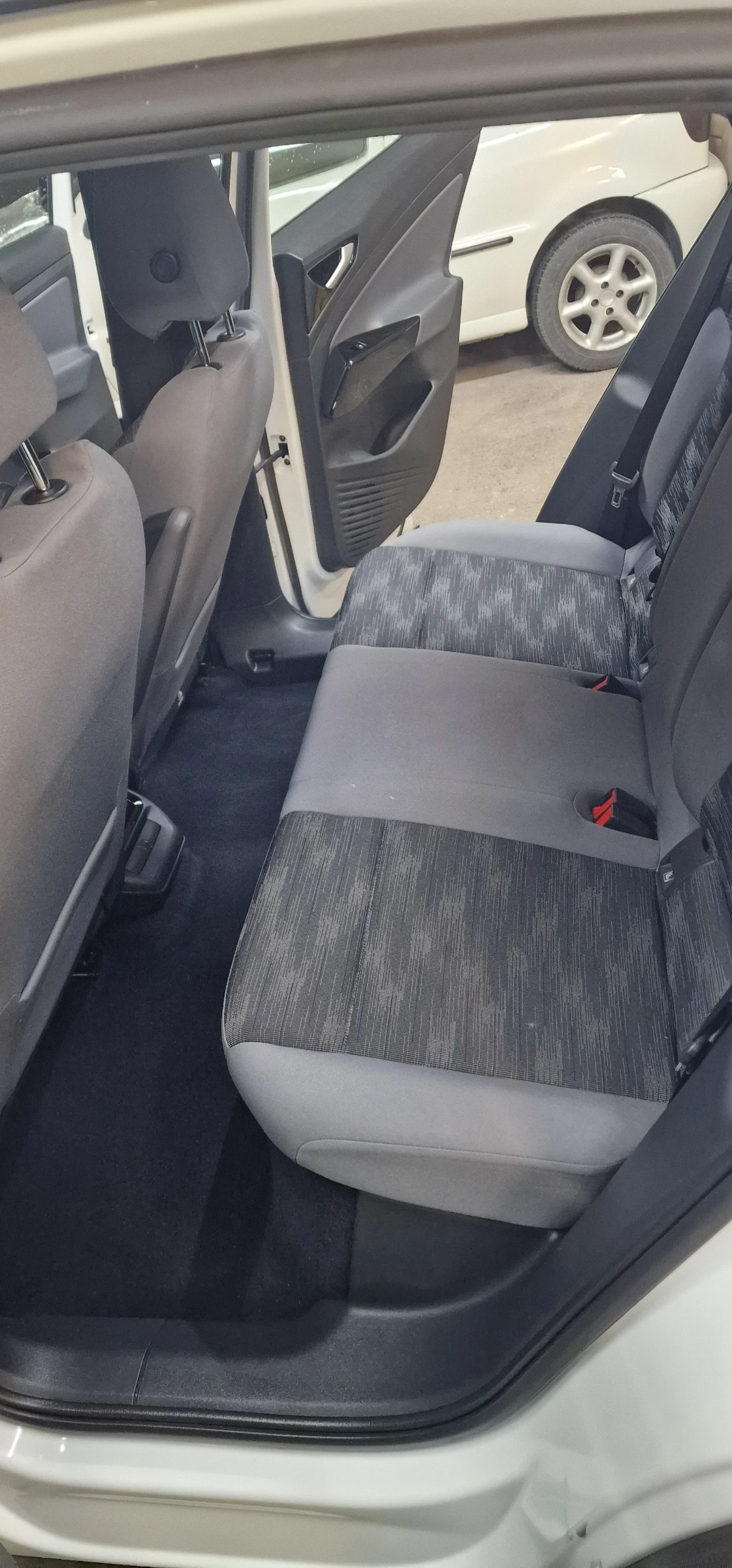 VW ID.5, снимка 9 - Автомобили и джипове - 54404111