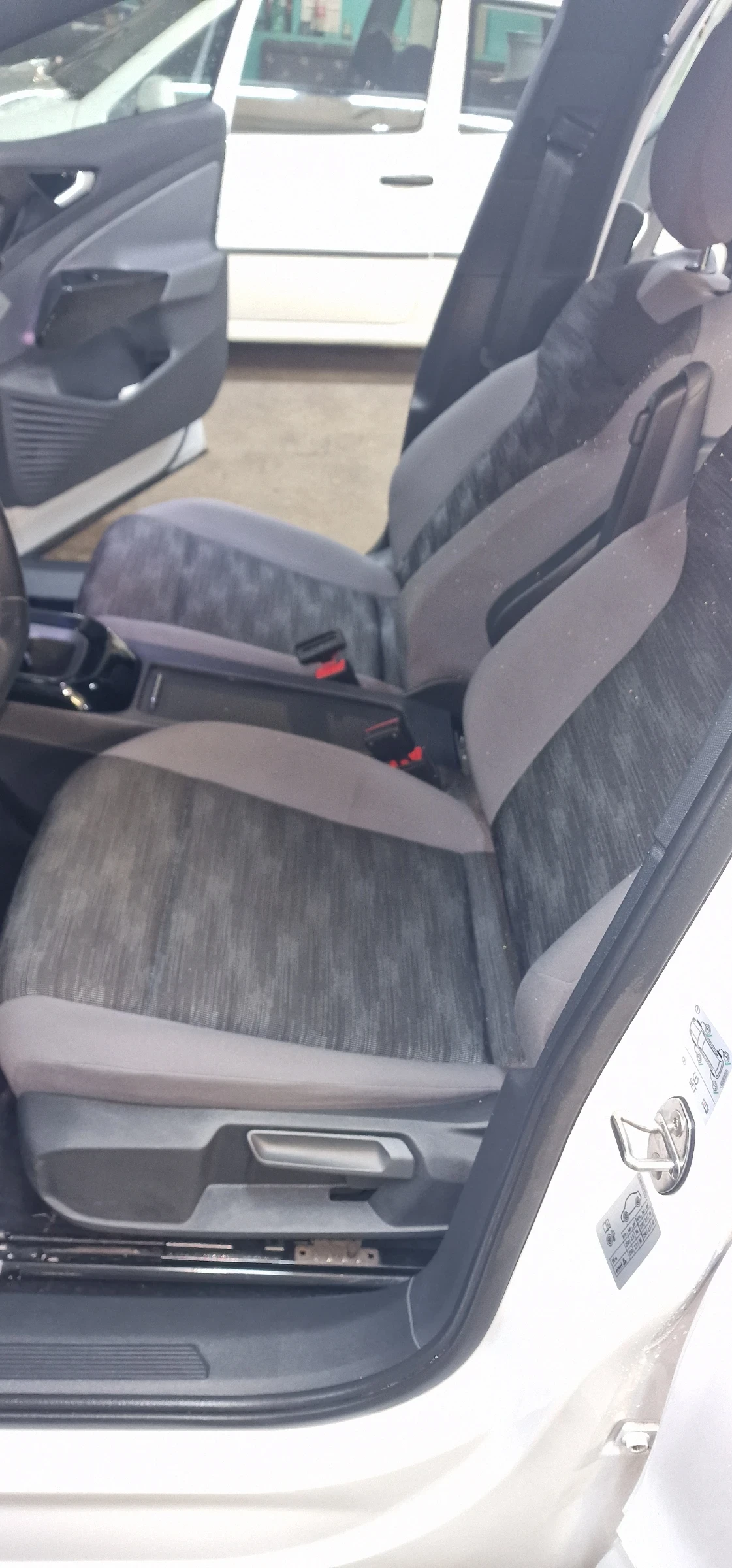VW ID.5, снимка 8 - Автомобили и джипове - 54404111
