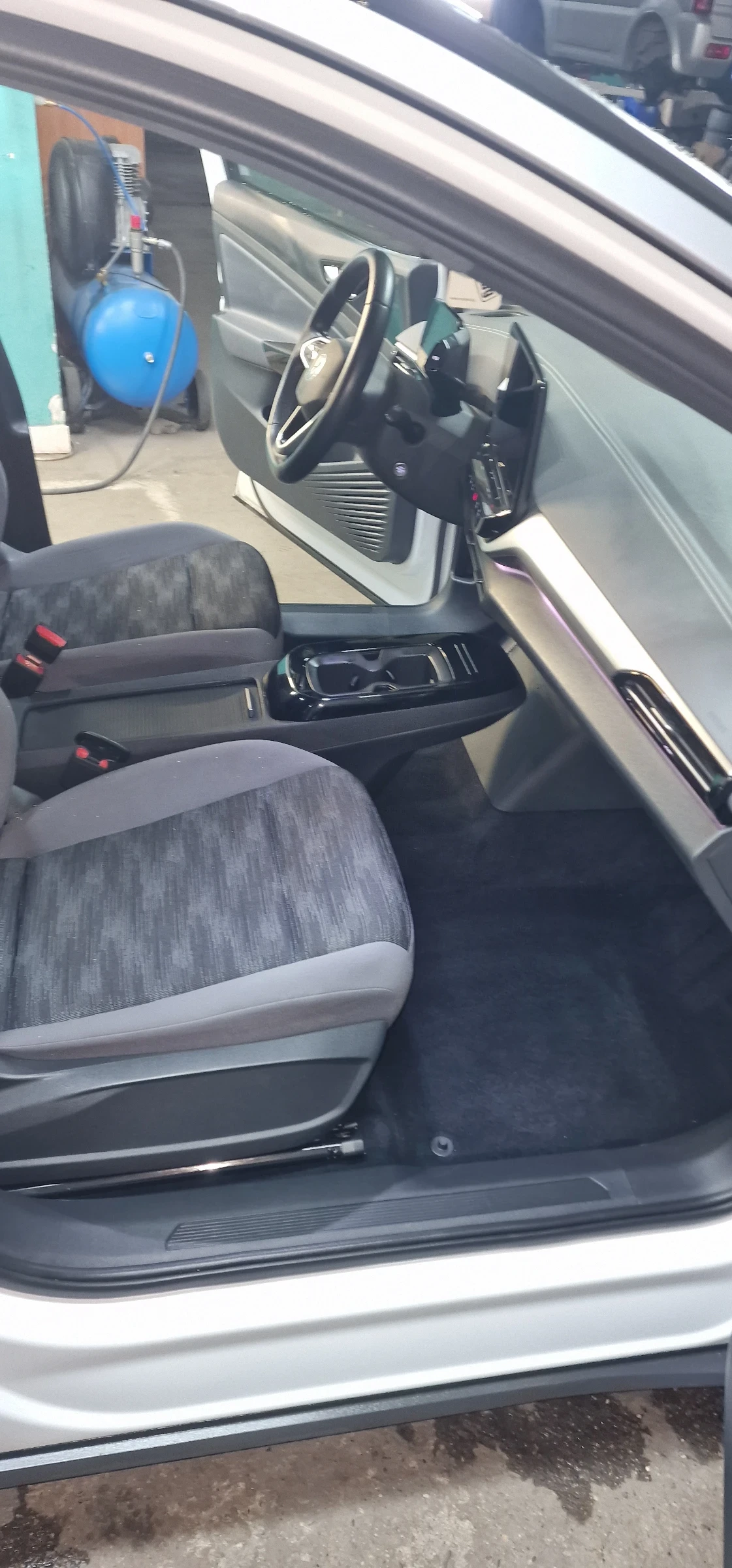 VW ID.5, снимка 5 - Автомобили и джипове - 54404111