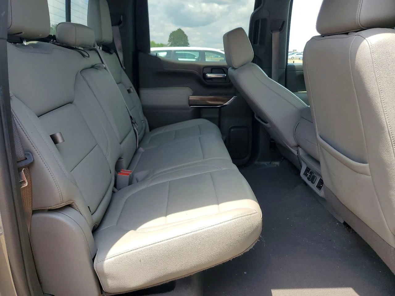 Chevrolet Silverado 3.0DIESEL* K1500 LT* РЕАЛНИ КМ!, снимка 9 - Автомобили и джипове - 54896807