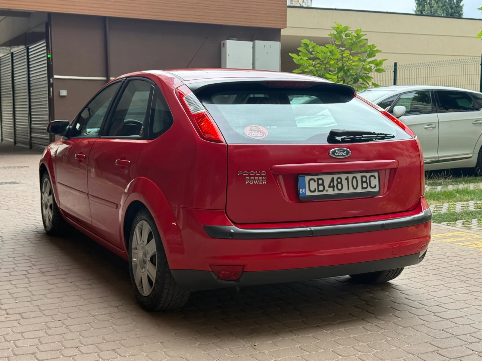 Ford Focus 1.6 автоматик, снимка 6 - Автомобили и джипове - 55407337