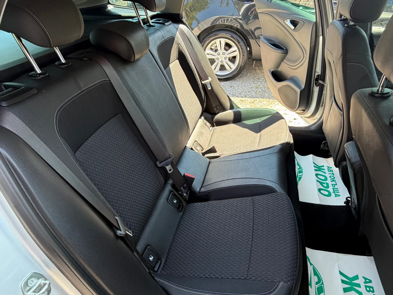 Opel Astra 1.6 CDTI, АВТОМАТ, НАВИГАЦИЯ, ПАРКТРОНИК, снимка 13 - Автомобили и джипове - 55737411