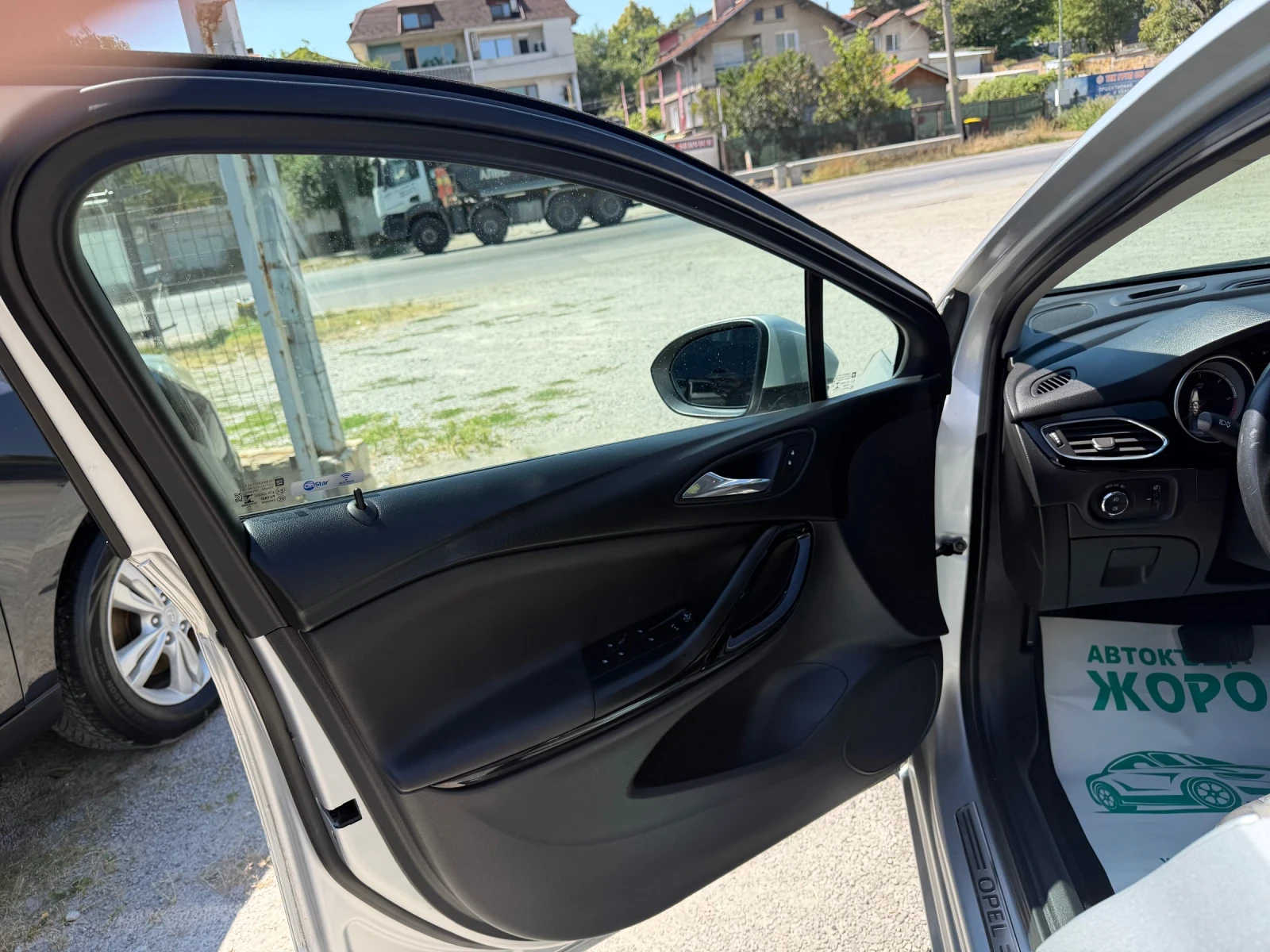 Opel Astra 1.6 CDTI, АВТОМАТ, НАВИГАЦИЯ, ПАРКТРОНИК, снимка 14 - Автомобили и джипове - 55737411