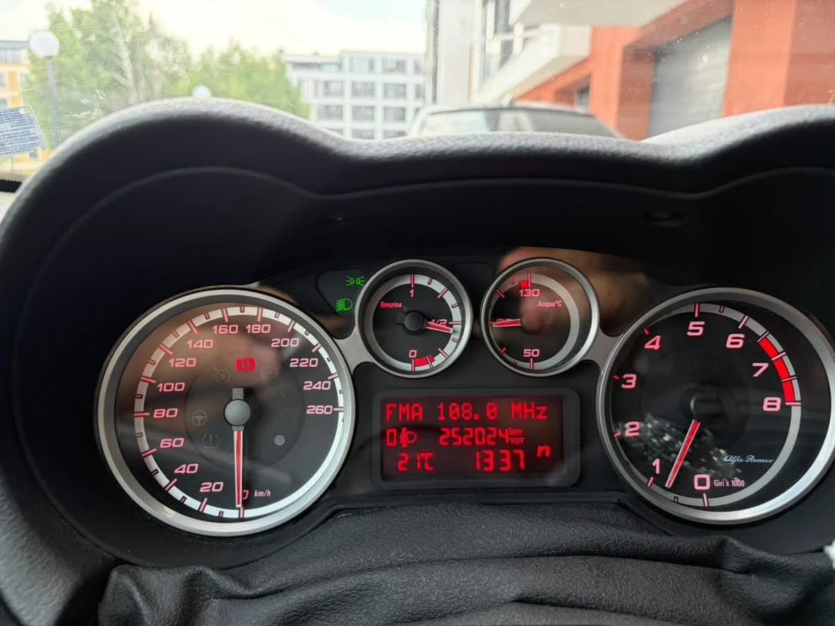 Alfa Romeo MiTo, снимка 9 - Автомобили и джипове - 55781098