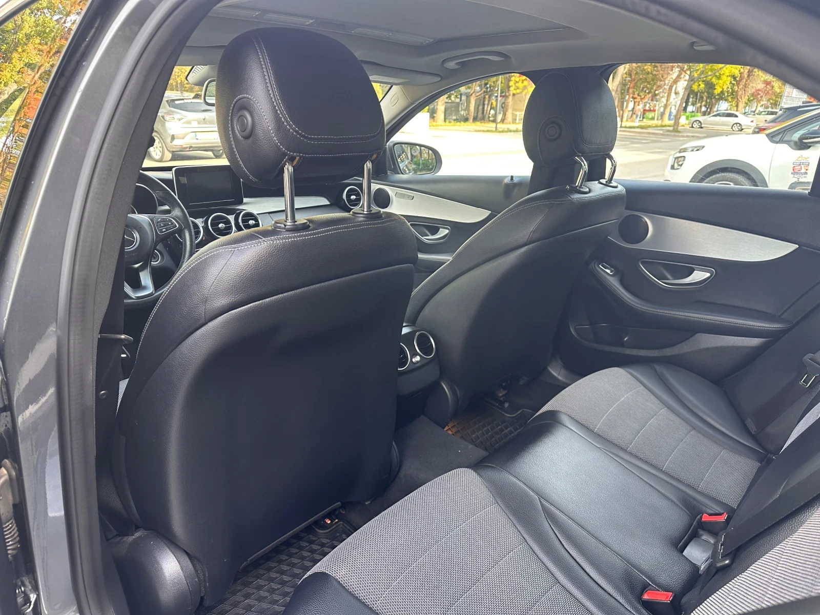 Mercedes-Benz C 220 9G- Tronic, снимка 8 - Автомобили и джипове - 55840262
