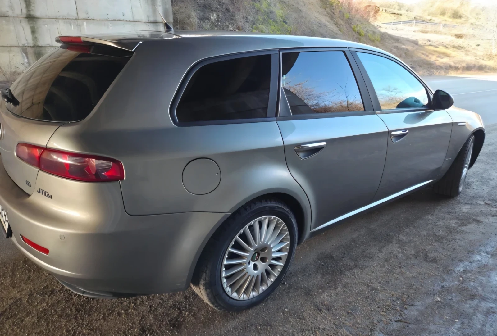 Alfa Romeo 159 sportwagon, снимка 2 - Автомобили и джипове - 56060545