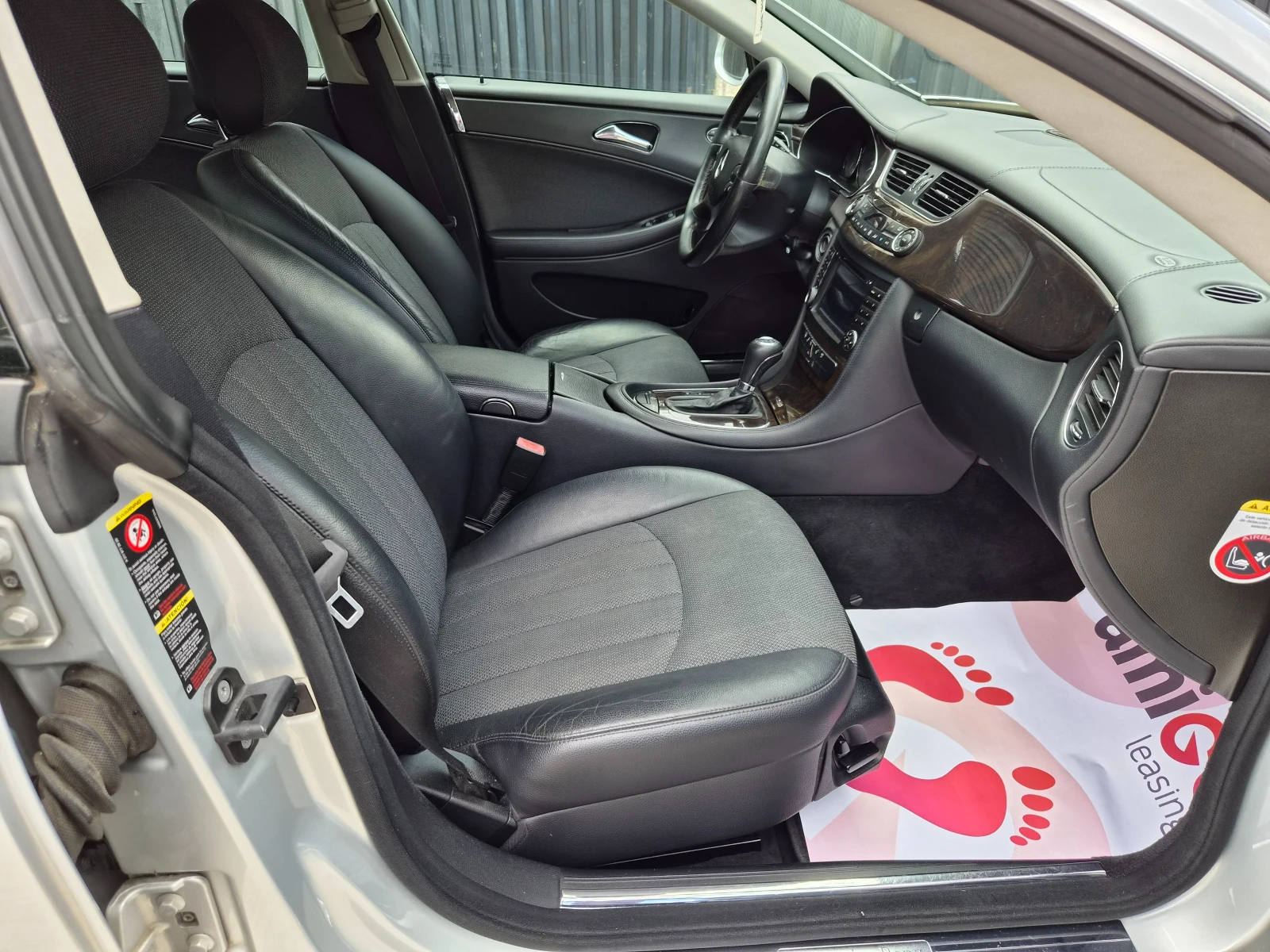 Mercedes-Benz CLS CLS320 keyless parktronik, снимка 9 - Автомобили и джипове - 56181533
