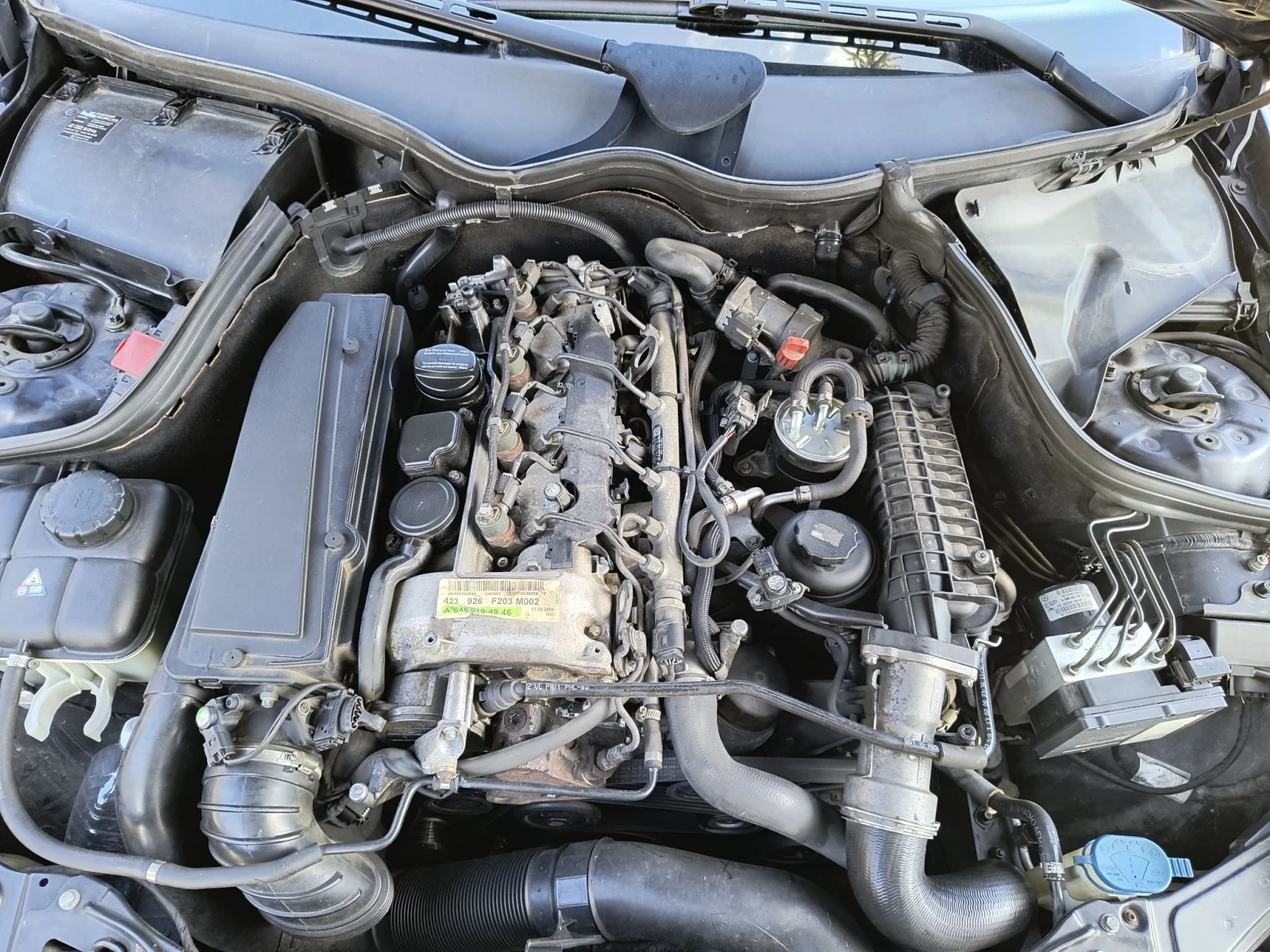 Mercedes-Benz 220 Комби , снимка 12 - Автомобили и джипове - 56192195