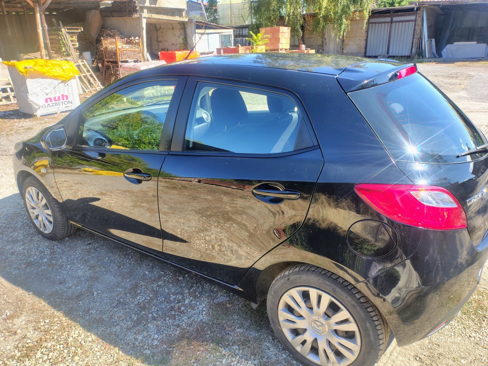 Mazda 2 ����� ��������� | Mobile.bg � ����������� 3