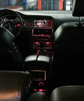 Audi Q7 ЕКСКЛУЗИВ ДИСТРОНИК, снимка 11