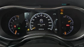 Jeep Cherokee LIMITED* 3.6* КОЖА* ПОДГРЕВ* ОБДУХВ* ПАНО* НАВИ*  - 17600 € / 34422.61 лв. - 82271957 7