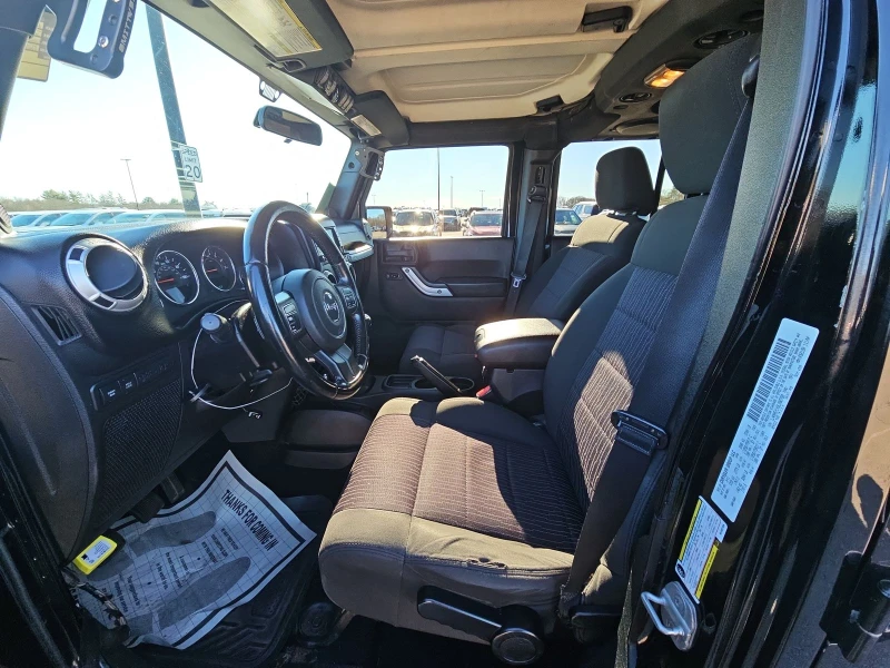 Jeep Wrangler Unlimited Rubicon, снимка 9 - Автомобили и джипове - 48300487