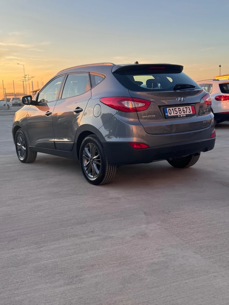 Hyundai IX35 * КОЖА* TOP* , снимка 4 - Автомобили и джипове - 48576663