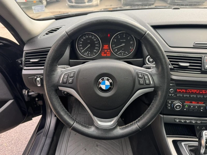 BMW X1, снимка 9 - Автомобили и джипове - 49466580