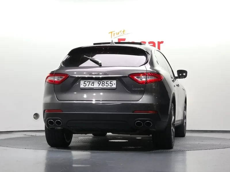Maserati Levante 3.0D AWD, снимка 4 - Автомобили и джипове - 56497351