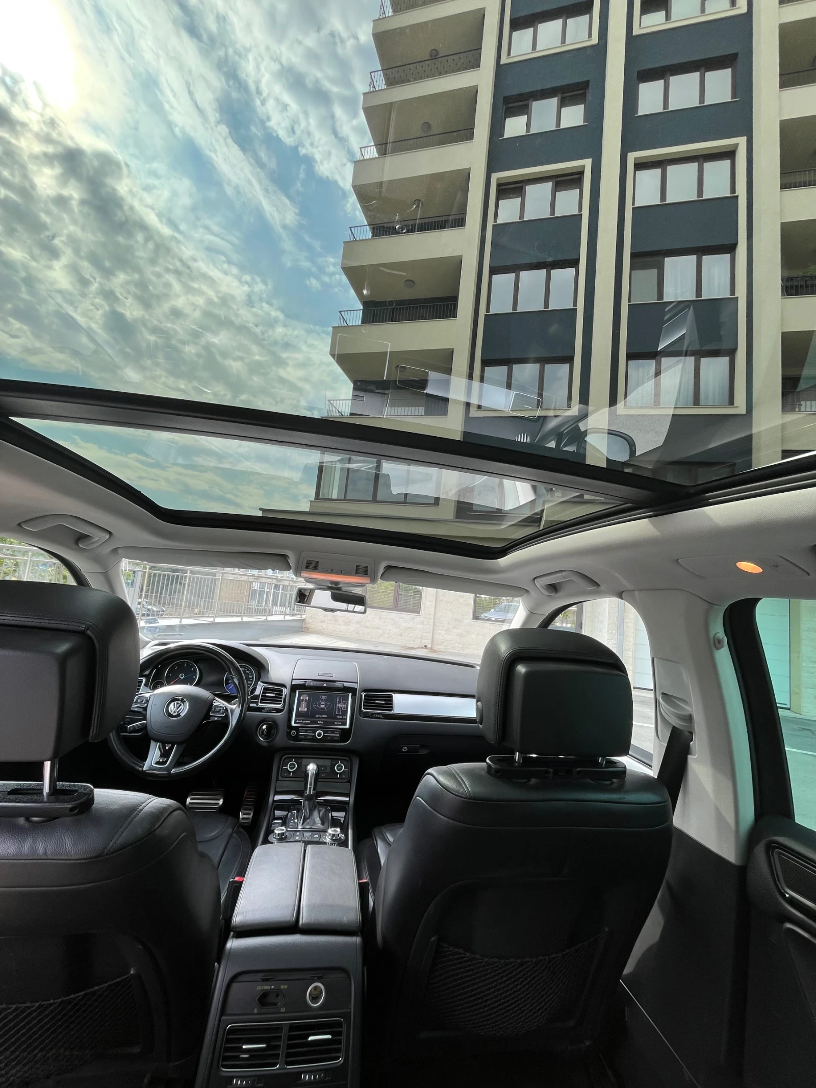 VW Touareg 3.0TDI (245.) R-Line -  - 360  | Mobile.bg   14