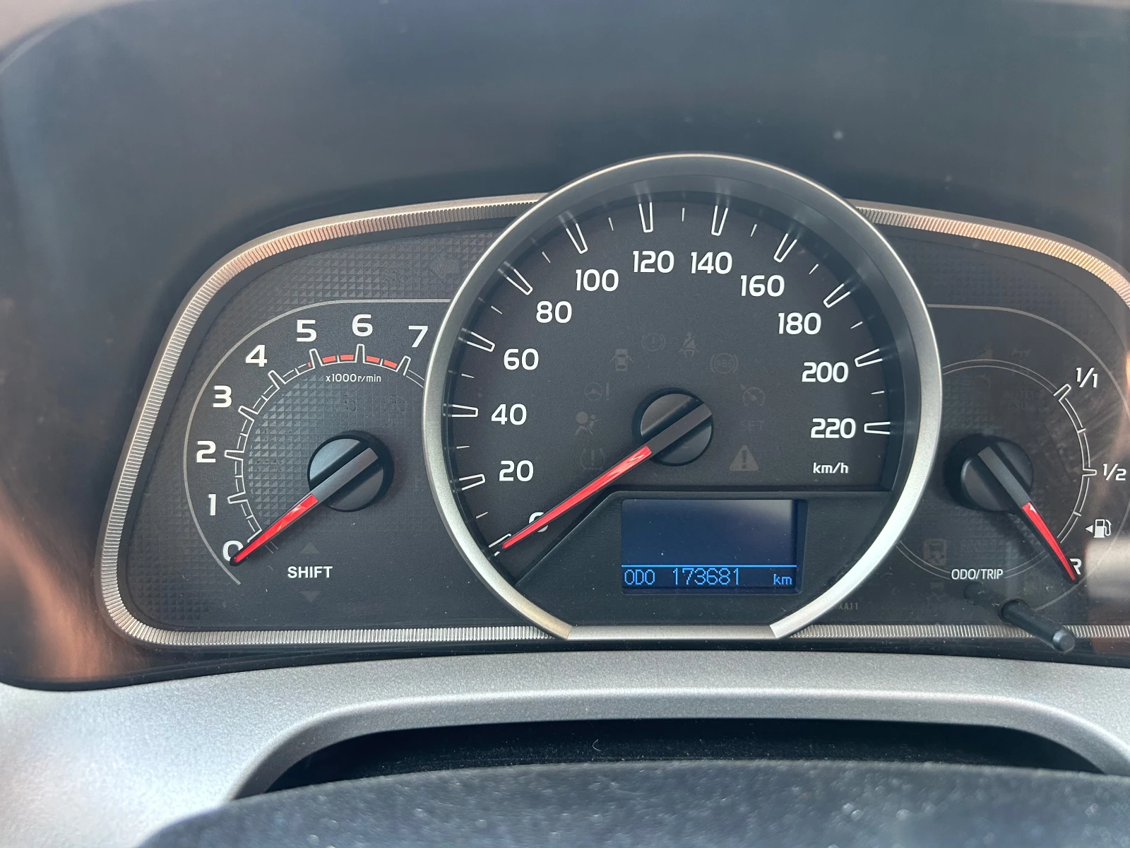 Toyota Rav4 2.0-126k - изображение 2