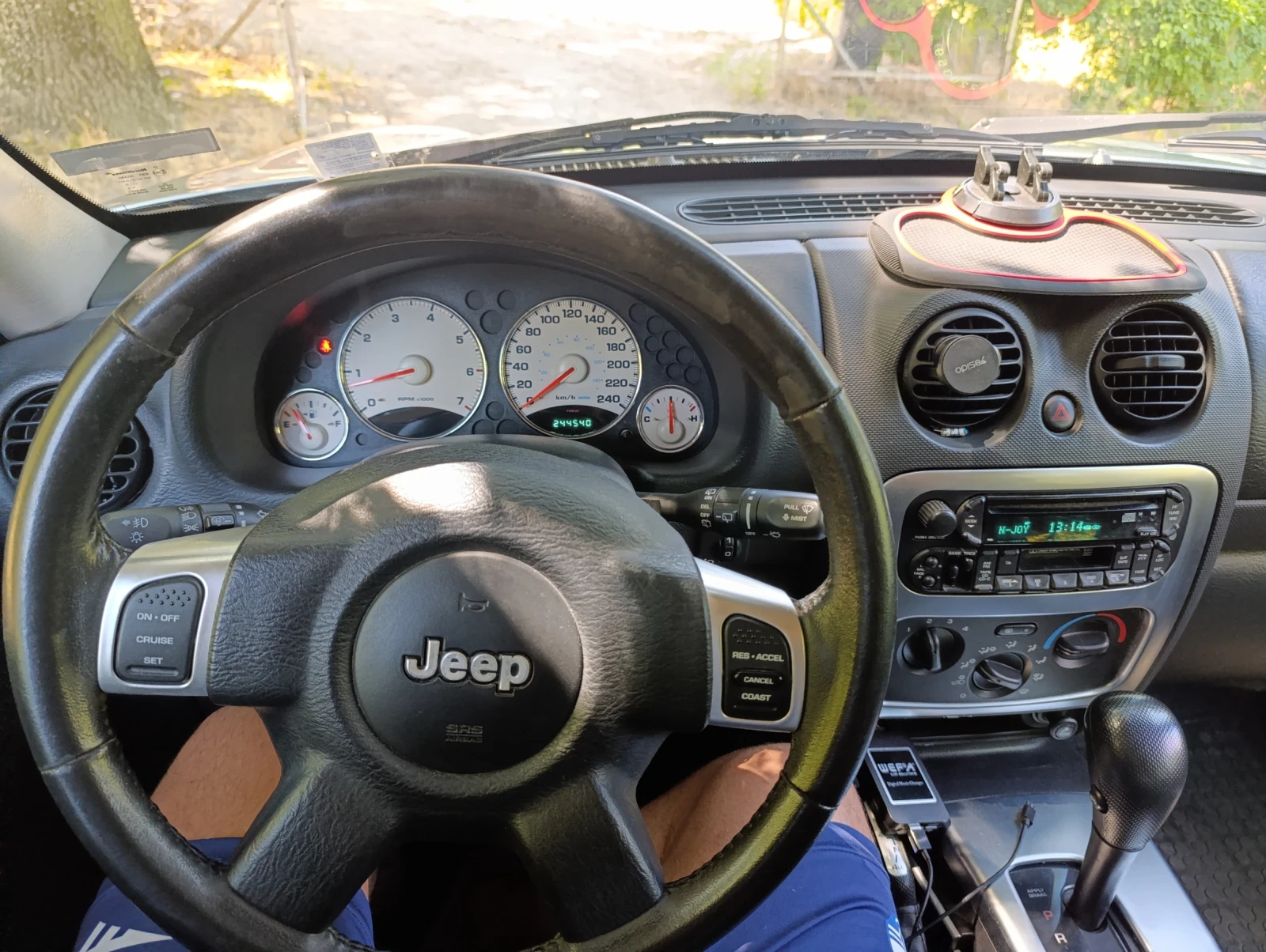 Jeep Cherokee  - изображение 9