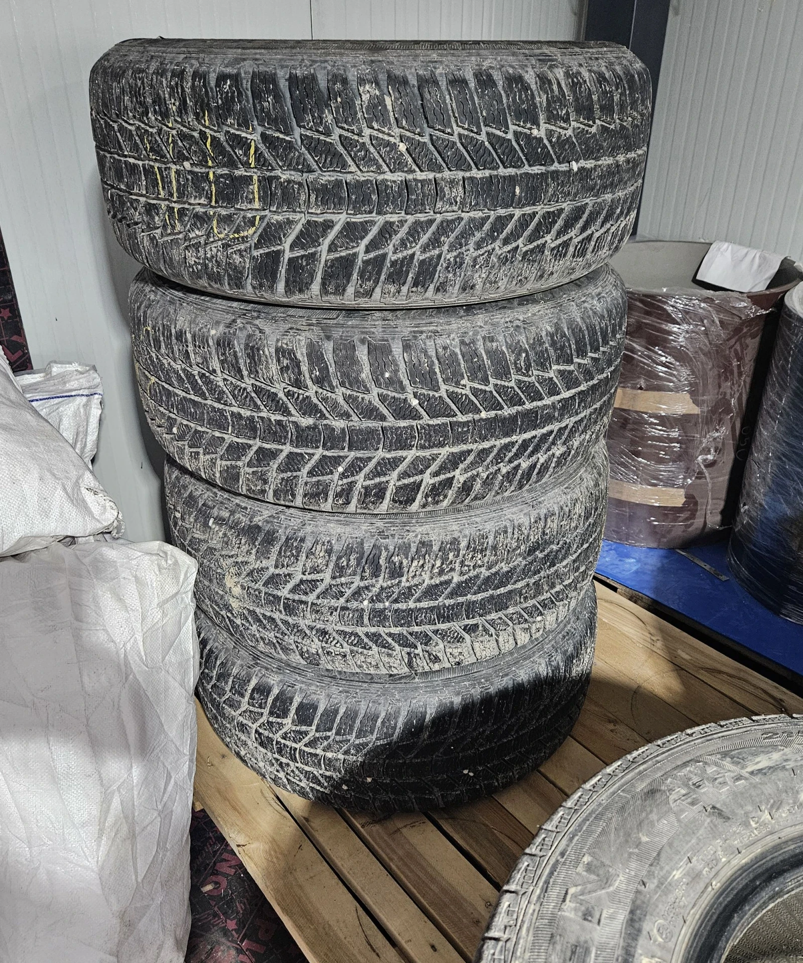 Audi Q7 ЕКСКЛУЗИВ ДИСТРОНИК, снимка 16 - Автомобили и джипове - 54113318