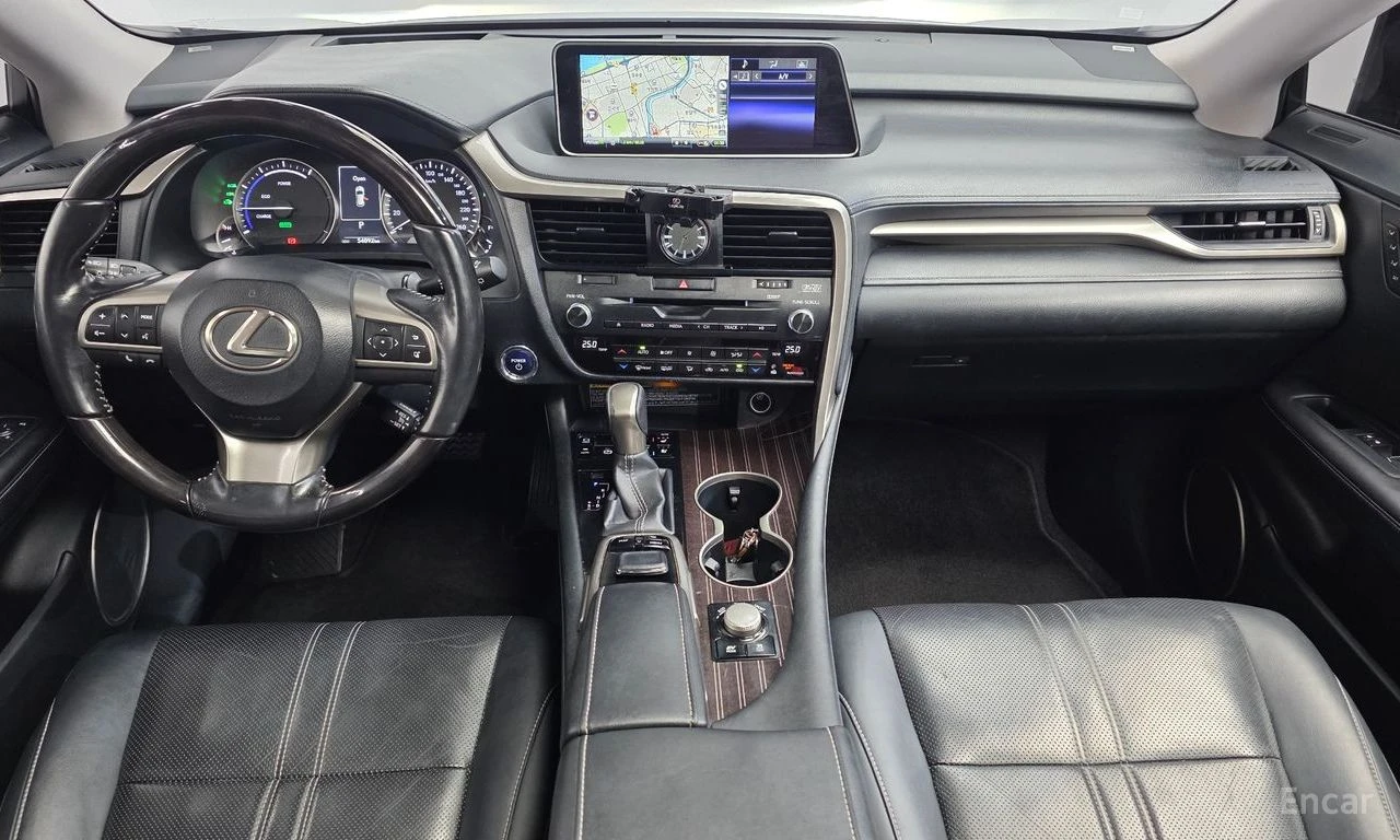 Lexus RX 450h * КОЖА* ПОДГРЕВ* ОБДУХВАНЕ* ПАНОРАМА* HEAD-UP* , снимка 7 - Автомобили и джипове - 54446230