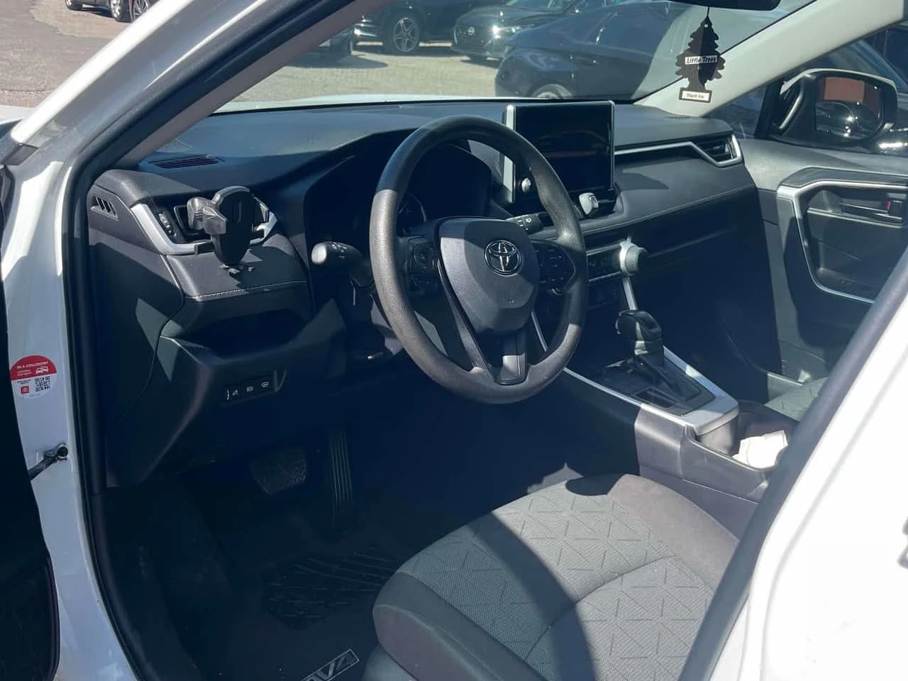 Toyota Rav4 * LE * CARFAX * ЦЕНА ДО БГ, снимка 6 - Автомобили и джипове - 55076667