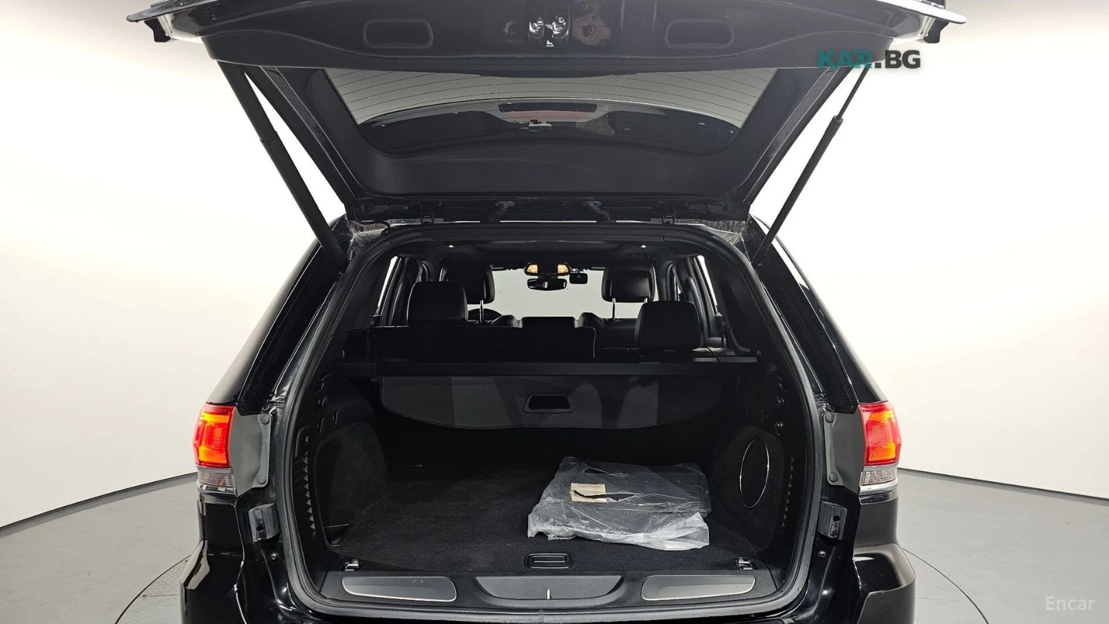 Jeep Cherokee LIMITED* 3.6* КОЖА* ПОДГРЕВ* ОБДУХВ* ПАНО* НАВИ* , снимка 17 - Автомобили и джипове - 55235226