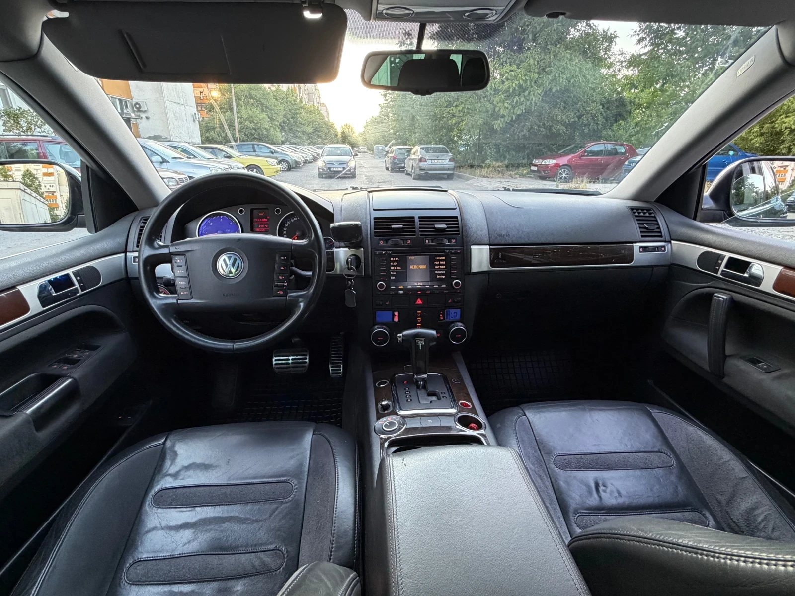 VW Touareg Автоматик!, снимка 11 - Автомобили и джипове - 55504590