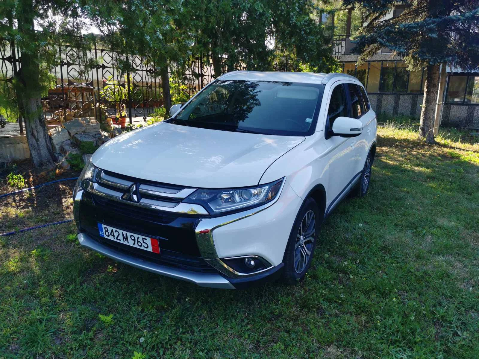 Mitsubishi Outlander 2.0 150 к.с. 4х4, газ, автомат, снимка 2 - Автомобили и джипове - 55873810