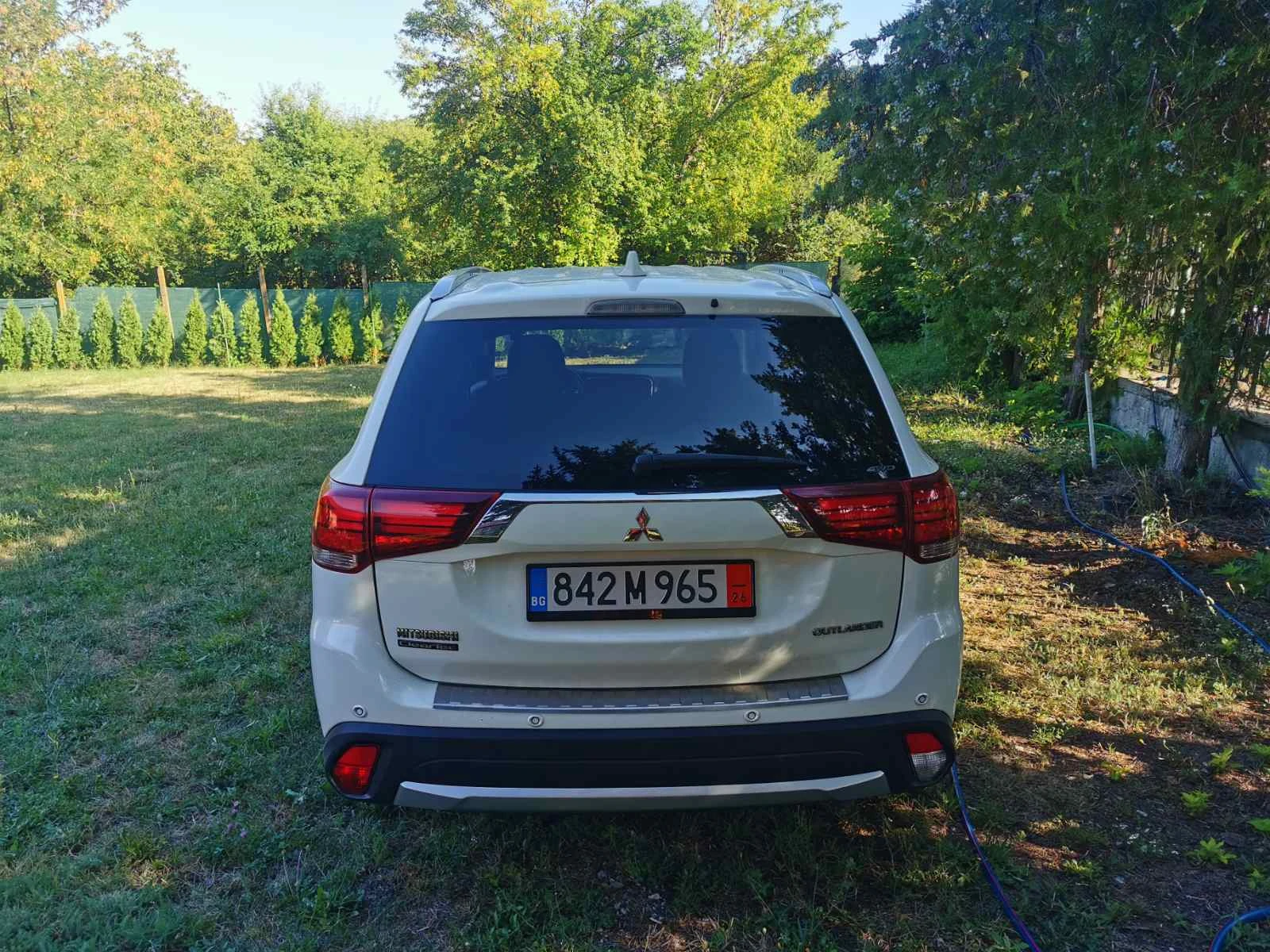 Mitsubishi Outlander 2.0 150 к.с. 4х4, газ, автомат, снимка 7 - Автомобили и джипове - 55873810