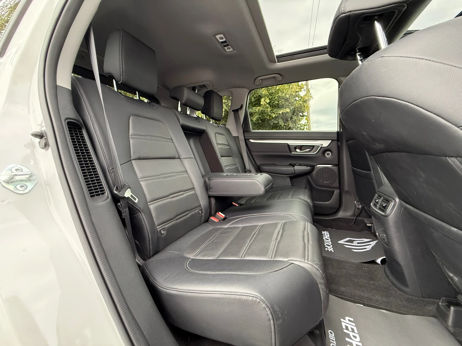 Honda Cr-v  EXECUTIVE 2.0 i-VTEC i-MMD 184 Hp e:HEV AWD-i , снимка 9 - Автомобили и джипове - 56194043
