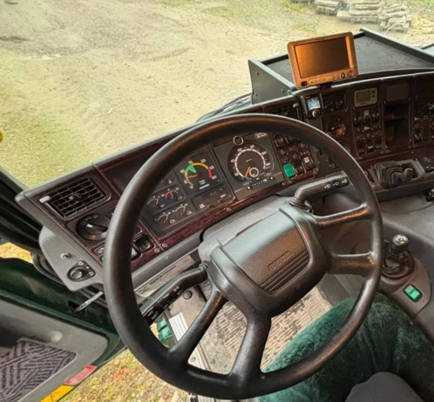 Scania P 380 САМОСВАЛ, снимка 10 - Камиони - 55377118