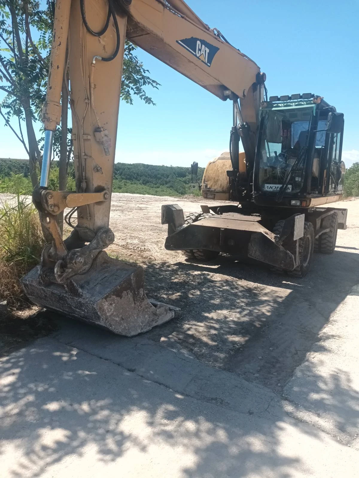  Cat M 316C | Mobile.bg   1