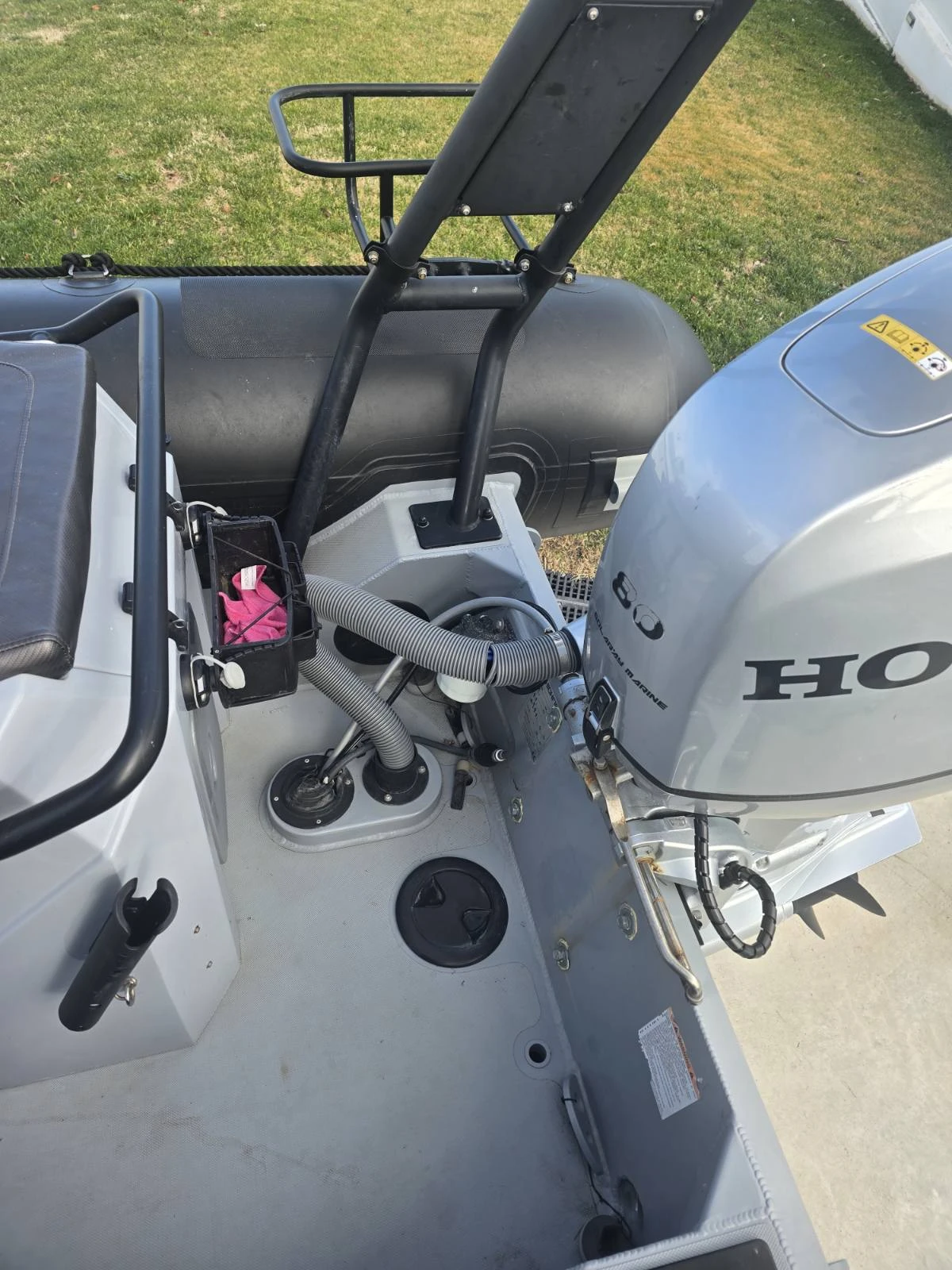 Надуваема лодка Highfield Coaster530, снимка 16 - Воден транспорт - 51795459