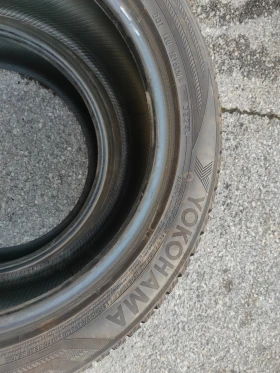 Гуми Зимни 225/50R17, снимка 5