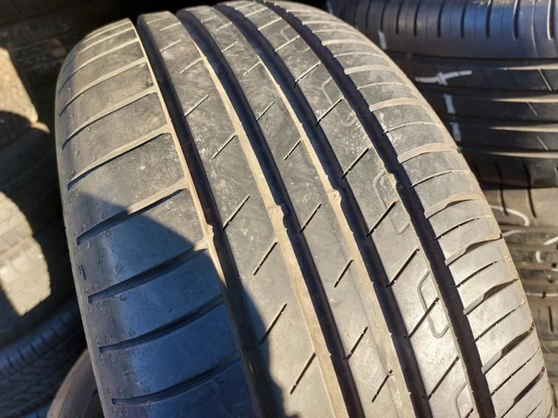 Гуми Летни 215/55R16, снимка 2 - Гуми и джанти - 35981714