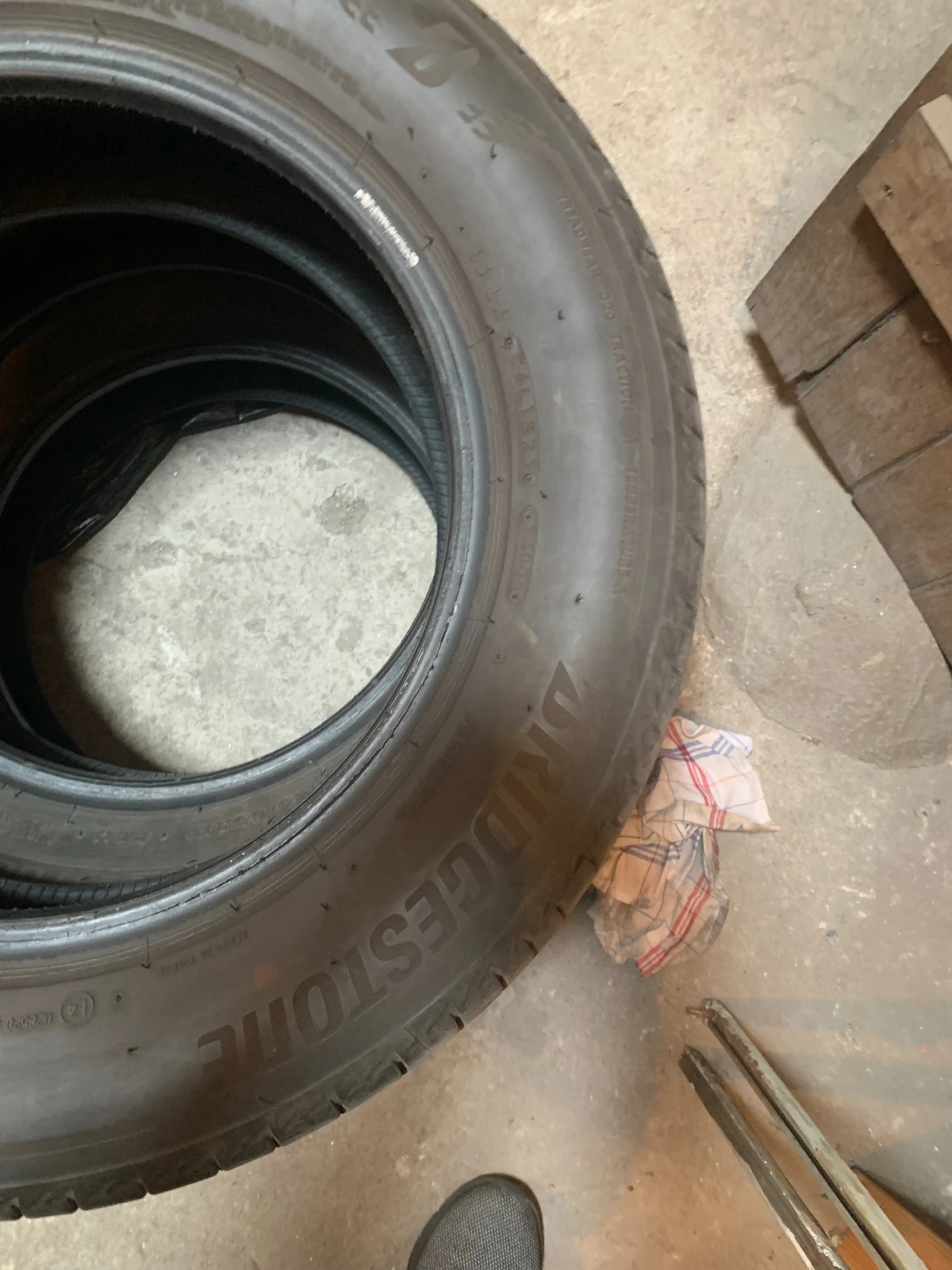 Гуми Летни 185/65R15, снимка 4 - Гуми и джанти - 54013451