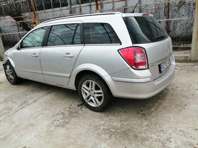 Opel Astra 1.9CDTI, снимка 1 - Автомобили и джипове - 39762265