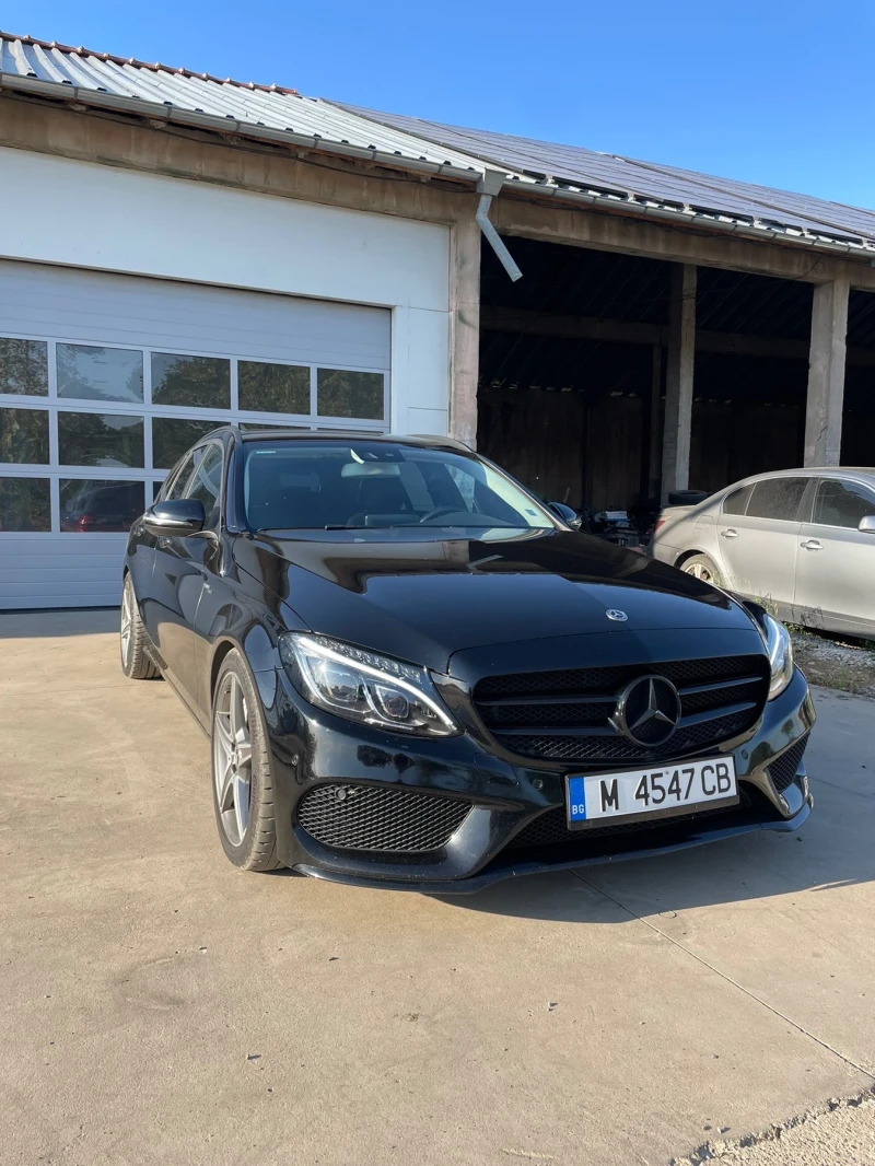 Mercedes-Benz C 250 AMG 4matic, снимка 1 - Автомобили и джипове - 47352319