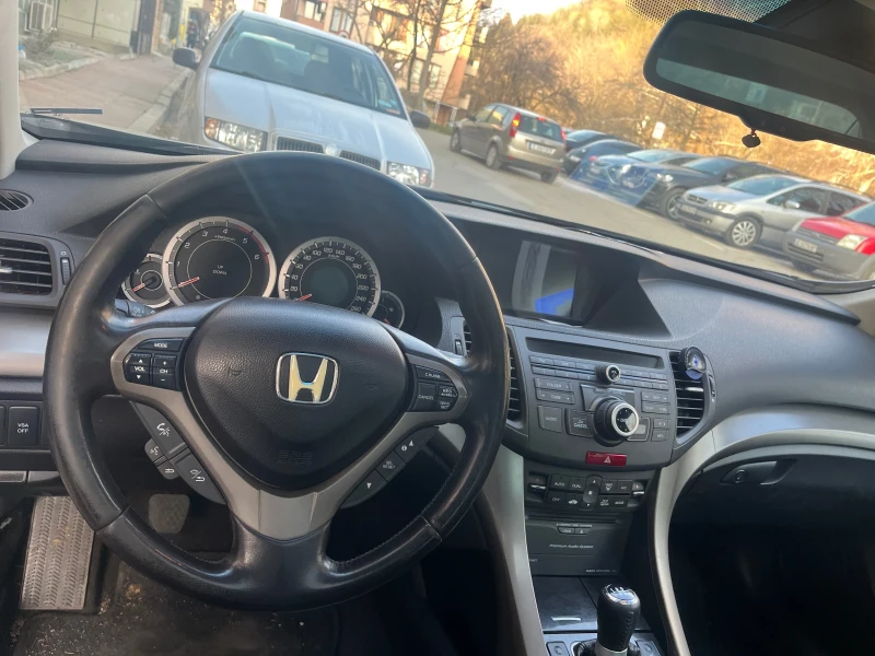 Honda Accord Седан, снимка 8 - Автомобили и джипове - 49242206