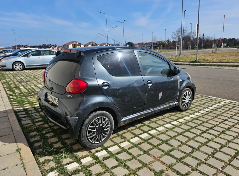 Toyota Aygo, снимка 6 - Автомобили и джипове - 49496988