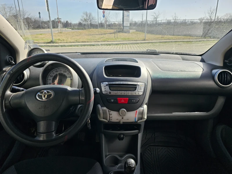 Toyota Aygo, снимка 2 - Автомобили и джипове - 49496988