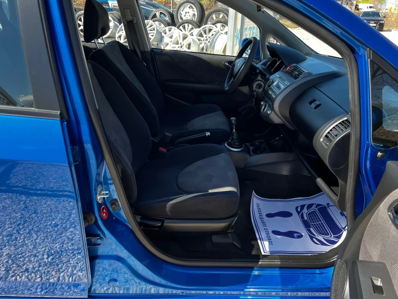 Honda Jazz 1.4i FACELIFT SWISS, снимка 11 - Автомобили и джипове - 49556471