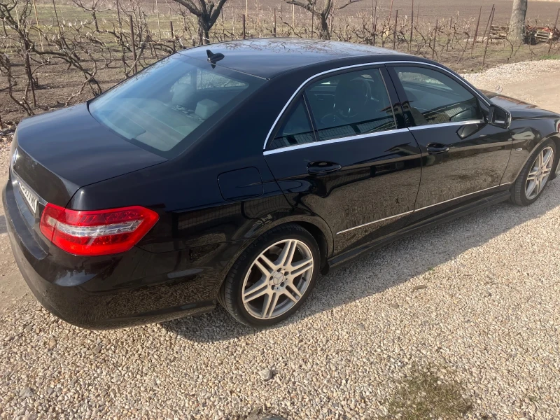 Mercedes-Benz E 250 CDI 204 AMG Optic, снимка 3 - Автомобили и джипове - 49592896