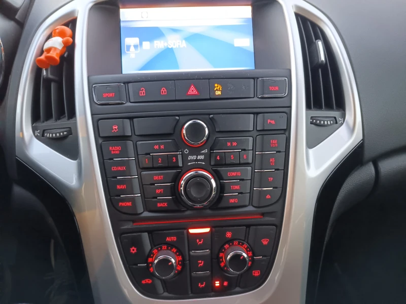 Opel Astra, снимка 10 - Автомобили и джипове - 52630762