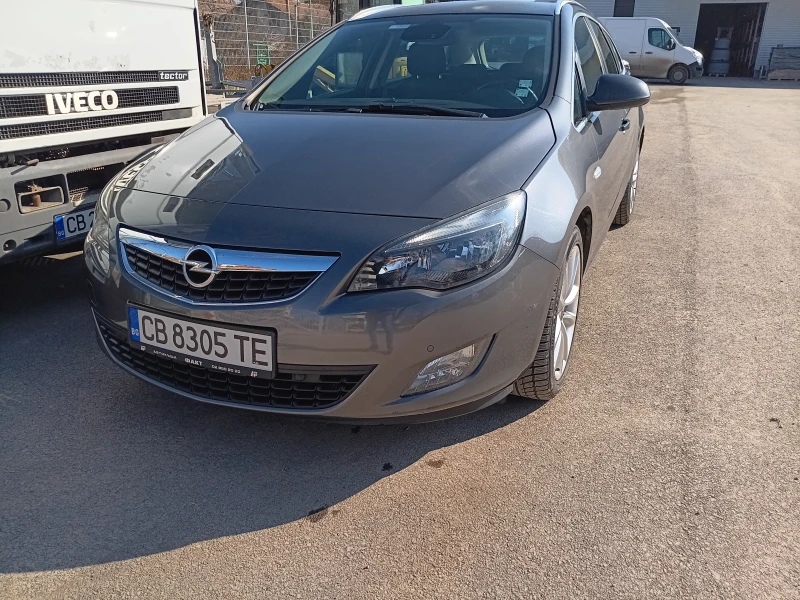 Opel Astra, снимка 2 - Автомобили и джипове - 52630762